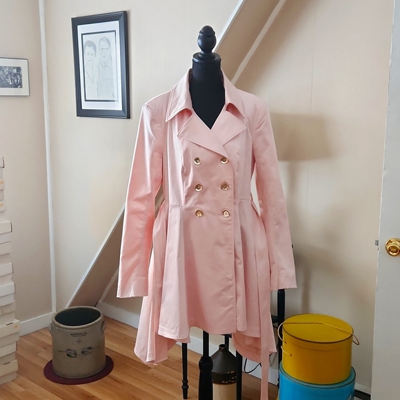 Unique Soft Pink Blanc Noir Jacket - Picture 3 of 9
